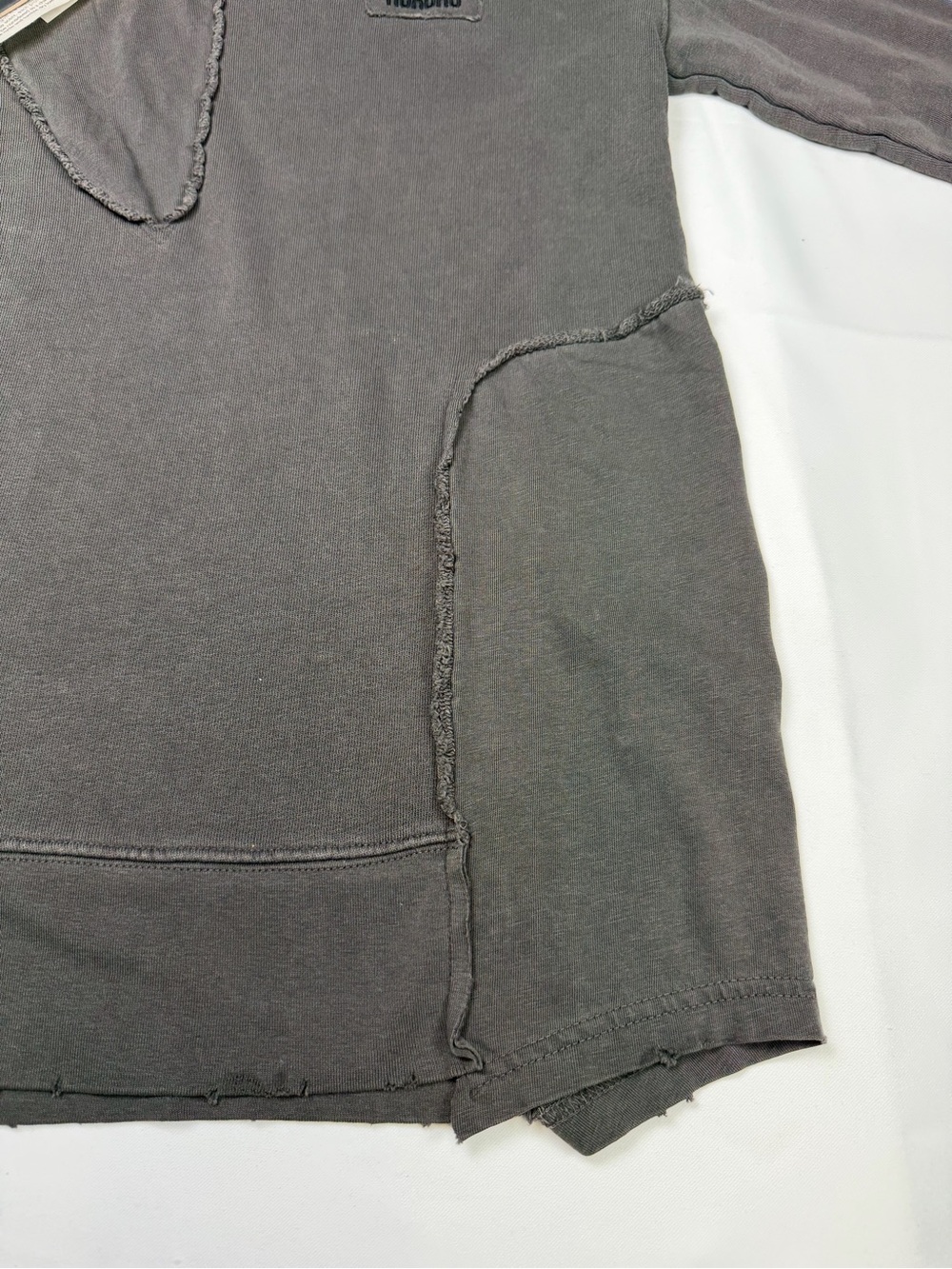 nununu Stone Washed Charcoal Distressed Crewneck Sweatshirt Tee  - 12-14 / NWT - Picture 3 of 16